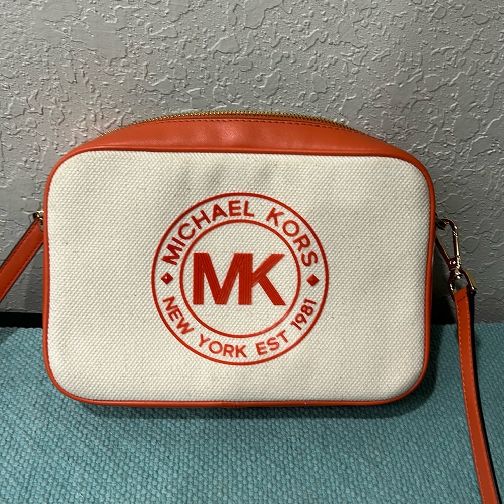 Michael Kors crossbody